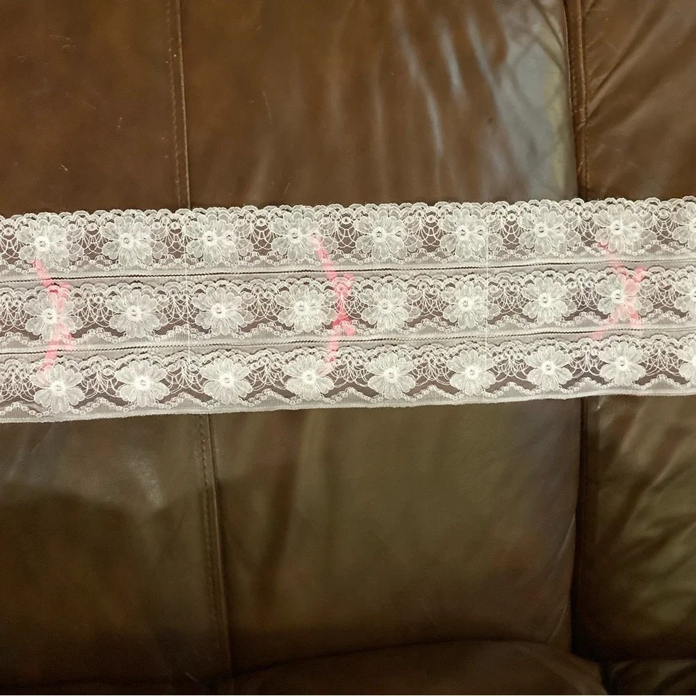 NWOT Pink Lace Toilet Paper Holder